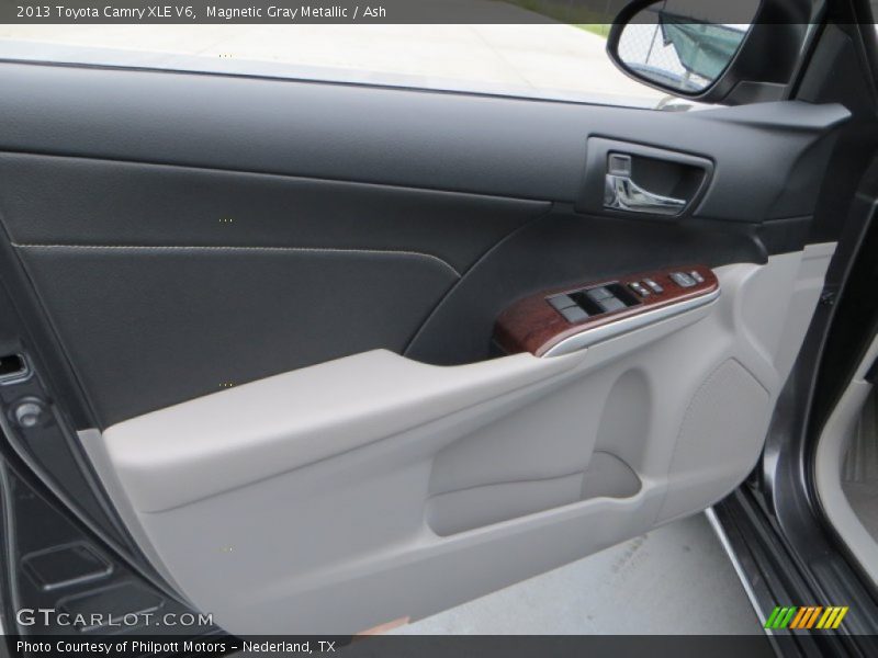 Magnetic Gray Metallic / Ash 2013 Toyota Camry XLE V6
