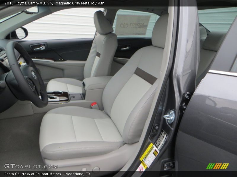 Magnetic Gray Metallic / Ash 2013 Toyota Camry XLE V6