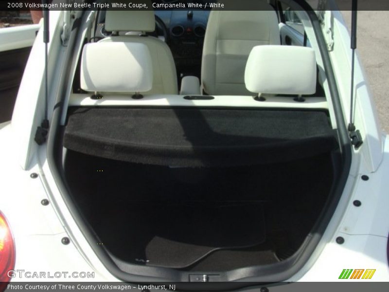 Campanella White / White 2008 Volkswagen New Beetle Triple White Coupe