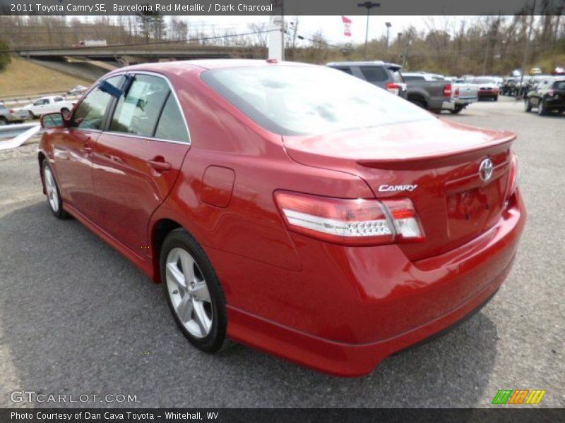 Barcelona Red Metallic / Dark Charcoal 2011 Toyota Camry SE
