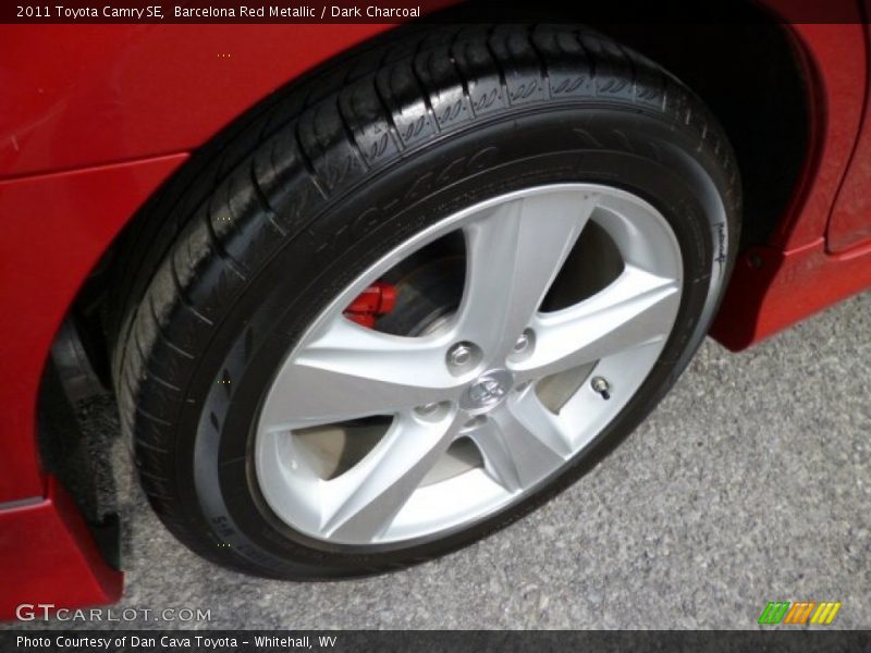Barcelona Red Metallic / Dark Charcoal 2011 Toyota Camry SE