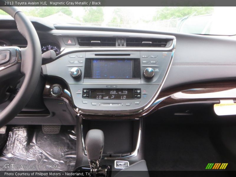 Magnetic Gray Metallic / Black 2013 Toyota Avalon XLE