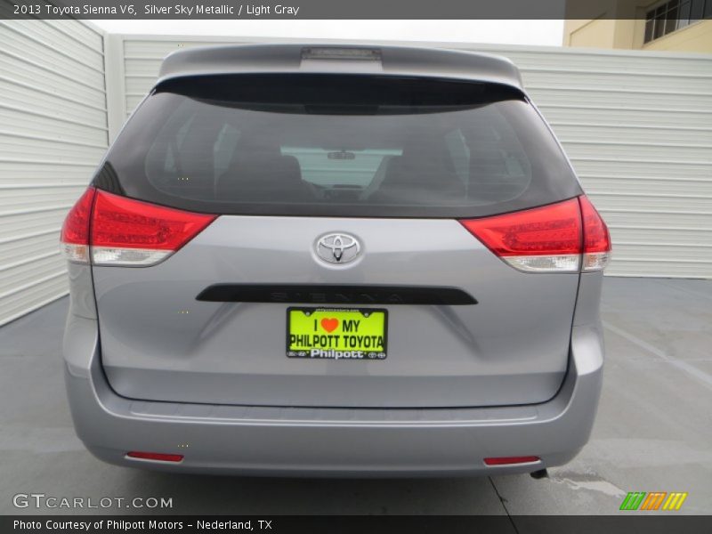 Silver Sky Metallic / Light Gray 2013 Toyota Sienna V6