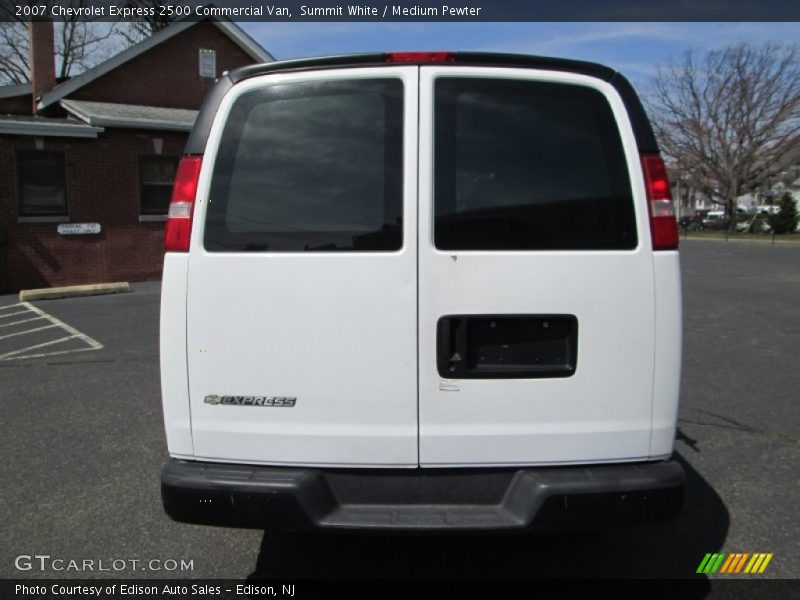 Summit White / Medium Pewter 2007 Chevrolet Express 2500 Commercial Van