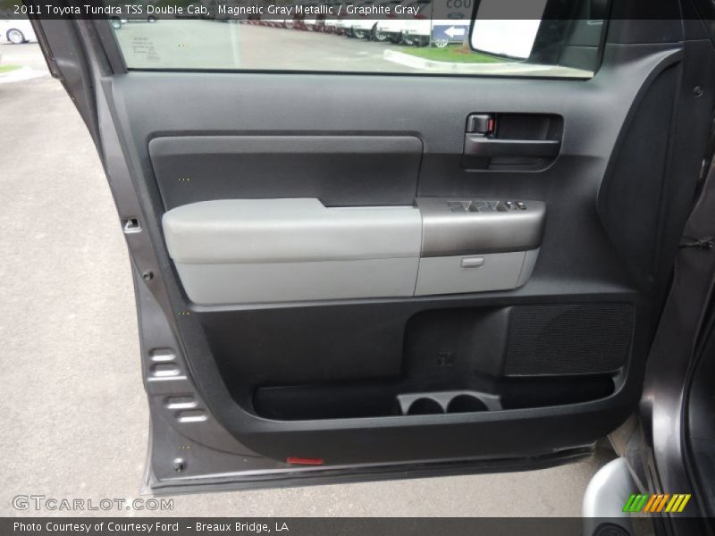 Magnetic Gray Metallic / Graphite Gray 2011 Toyota Tundra TSS Double Cab