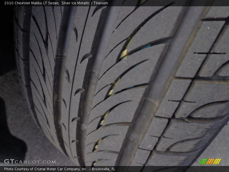 Silver Ice Metallic / Titanium 2010 Chevrolet Malibu LT Sedan