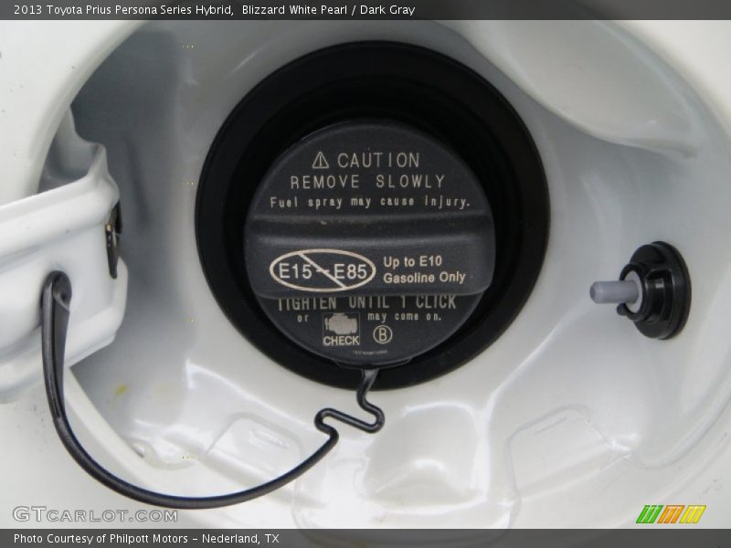 Blizzard White Pearl / Dark Gray 2013 Toyota Prius Persona Series Hybrid