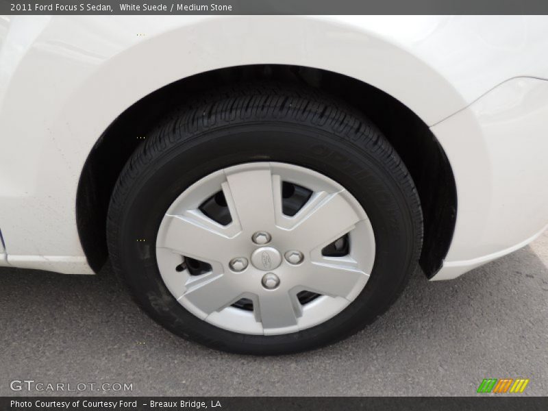White Suede / Medium Stone 2011 Ford Focus S Sedan