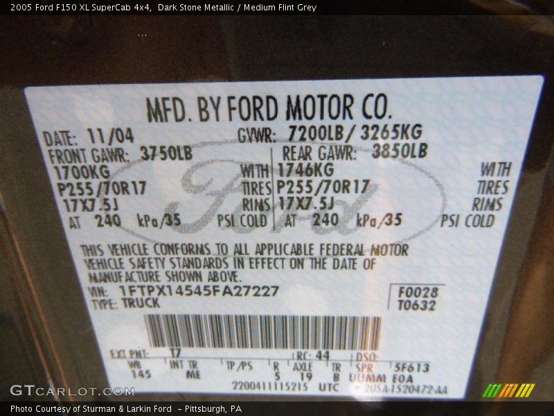 Dark Stone Metallic / Medium Flint Grey 2005 Ford F150 XL SuperCab 4x4