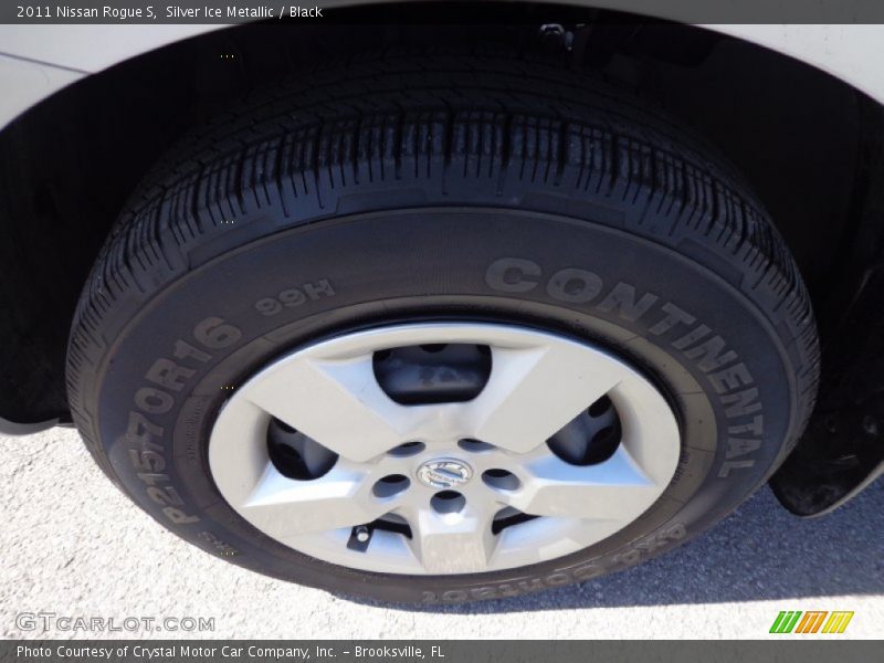 Silver Ice Metallic / Black 2011 Nissan Rogue S