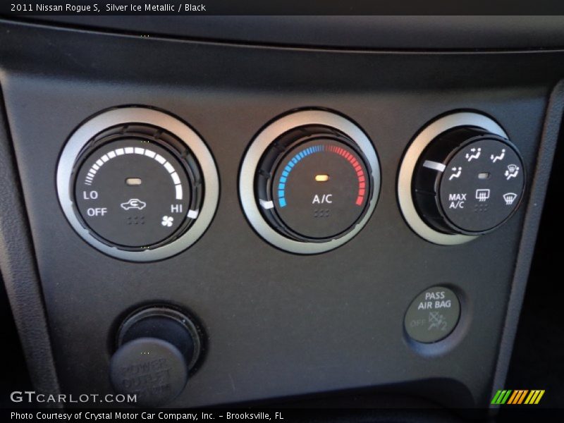 Silver Ice Metallic / Black 2011 Nissan Rogue S