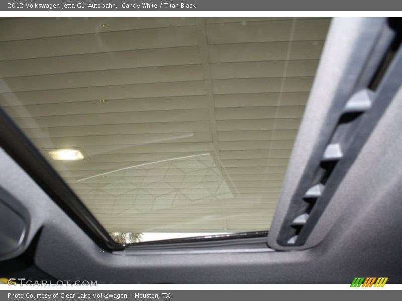 Candy White / Titan Black 2012 Volkswagen Jetta GLI Autobahn
