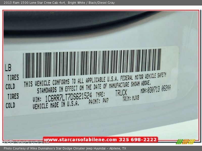 Bright White / Black/Diesel Gray 2013 Ram 1500 Lone Star Crew Cab 4x4