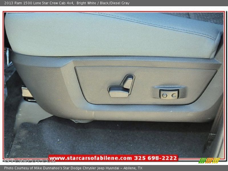 Bright White / Black/Diesel Gray 2013 Ram 1500 Lone Star Crew Cab 4x4