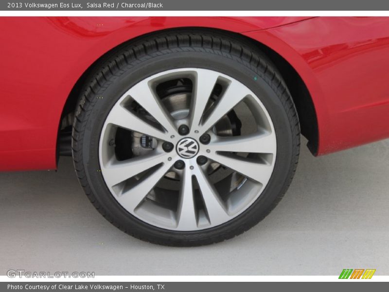 Salsa Red / Charcoal/Black 2013 Volkswagen Eos Lux