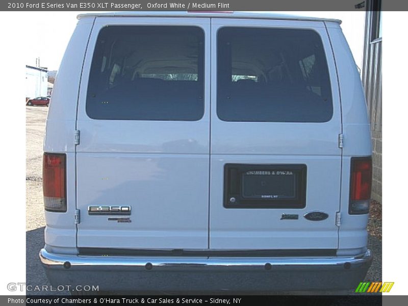 Oxford White / Medium Flint 2010 Ford E Series Van E350 XLT Passenger