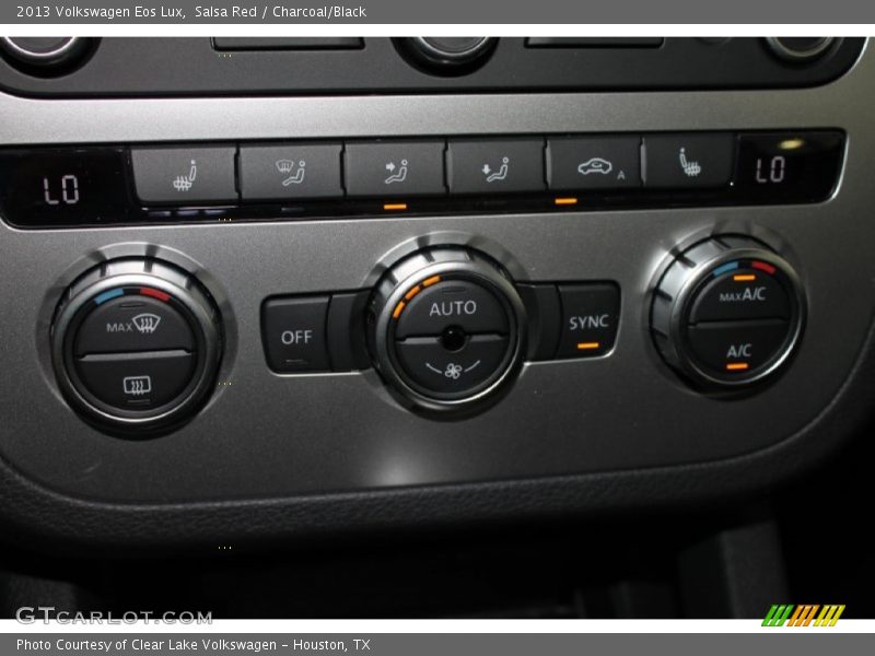 Salsa Red / Charcoal/Black 2013 Volkswagen Eos Lux