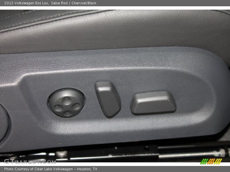 Salsa Red / Charcoal/Black 2013 Volkswagen Eos Lux