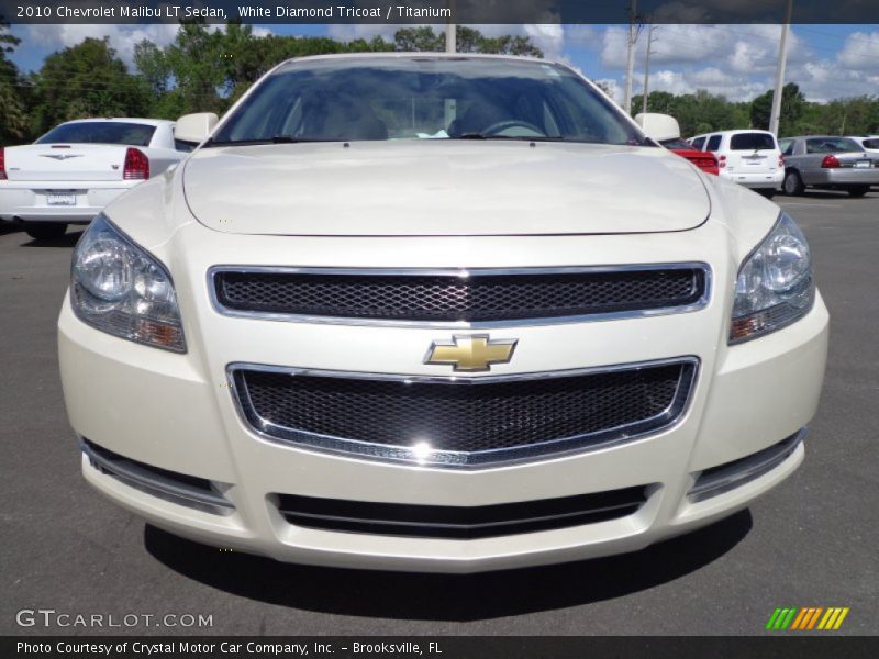 White Diamond Tricoat / Titanium 2010 Chevrolet Malibu LT Sedan