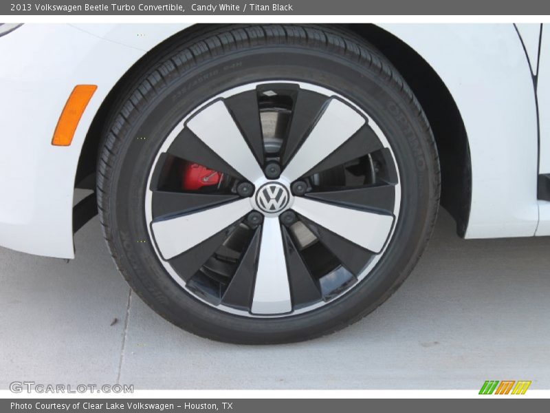Candy White / Titan Black 2013 Volkswagen Beetle Turbo Convertible