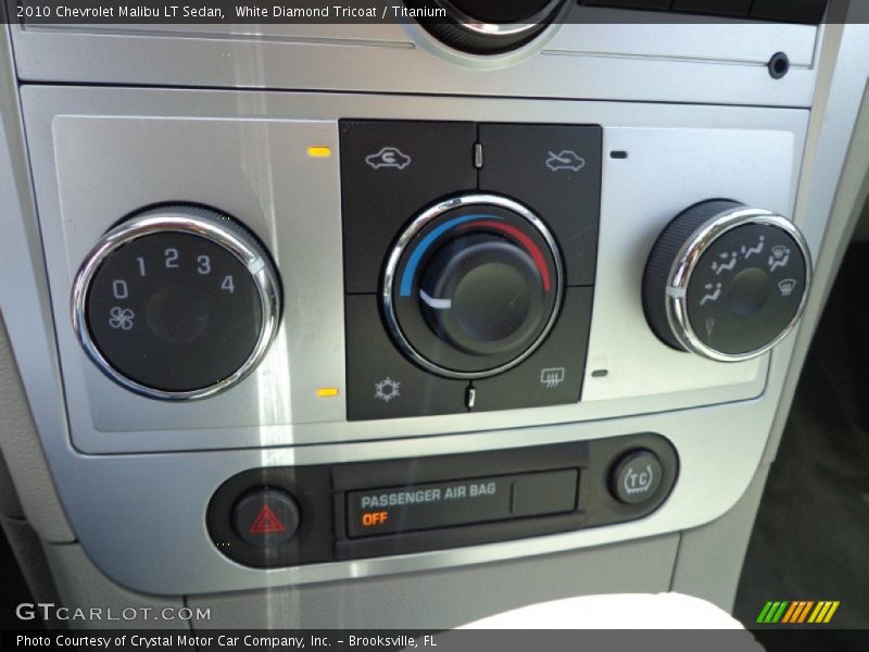 White Diamond Tricoat / Titanium 2010 Chevrolet Malibu LT Sedan