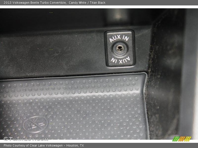 Candy White / Titan Black 2013 Volkswagen Beetle Turbo Convertible