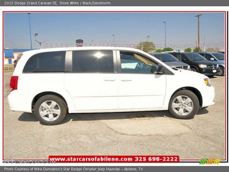 Stone White / Black/Sandstorm 2013 Dodge Grand Caravan SE
