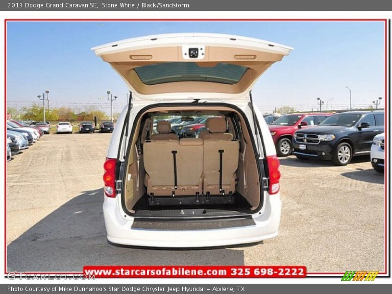 Stone White / Black/Sandstorm 2013 Dodge Grand Caravan SE
