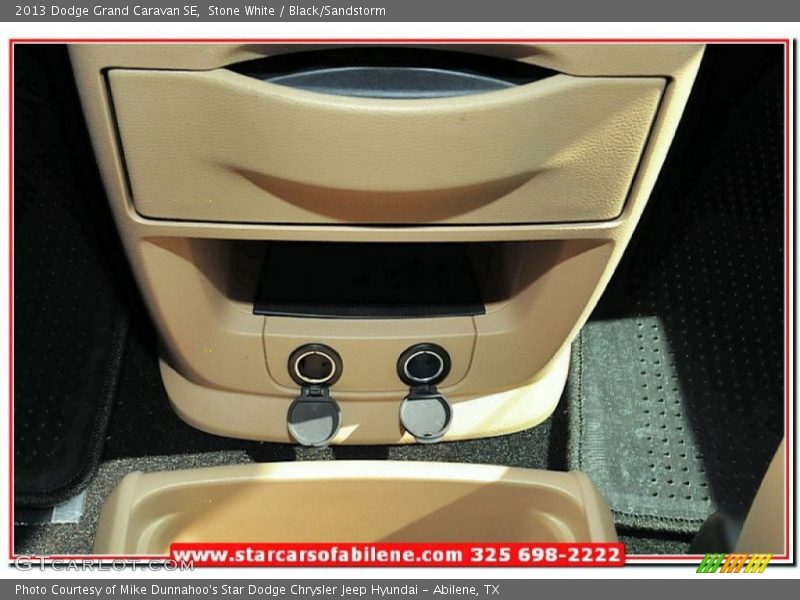Stone White / Black/Sandstorm 2013 Dodge Grand Caravan SE