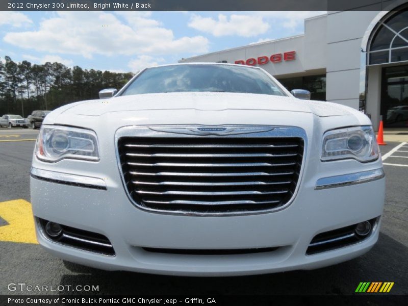 Bright White / Black 2012 Chrysler 300 Limited