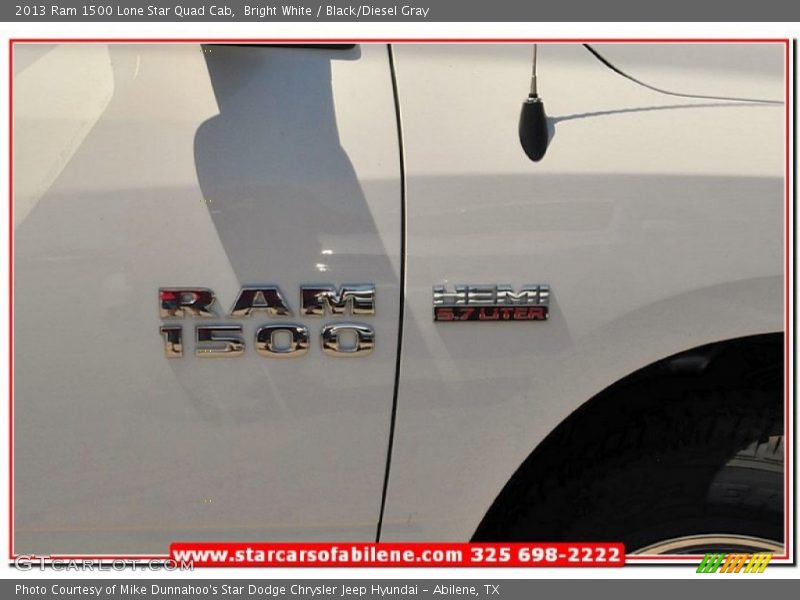 Bright White / Black/Diesel Gray 2013 Ram 1500 Lone Star Quad Cab
