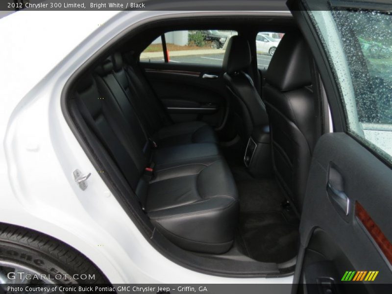 Bright White / Black 2012 Chrysler 300 Limited