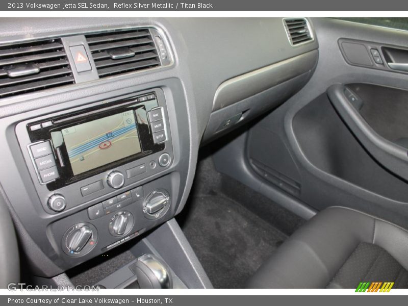 Reflex Silver Metallic / Titan Black 2013 Volkswagen Jetta SEL Sedan