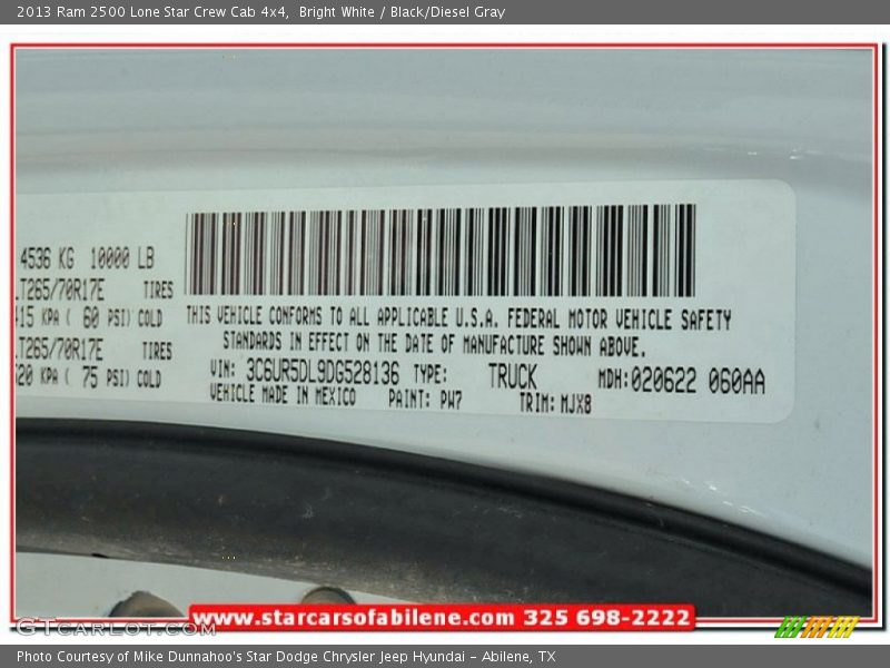 Bright White / Black/Diesel Gray 2013 Ram 2500 Lone Star Crew Cab 4x4