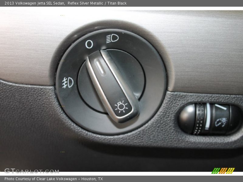 Reflex Silver Metallic / Titan Black 2013 Volkswagen Jetta SEL Sedan