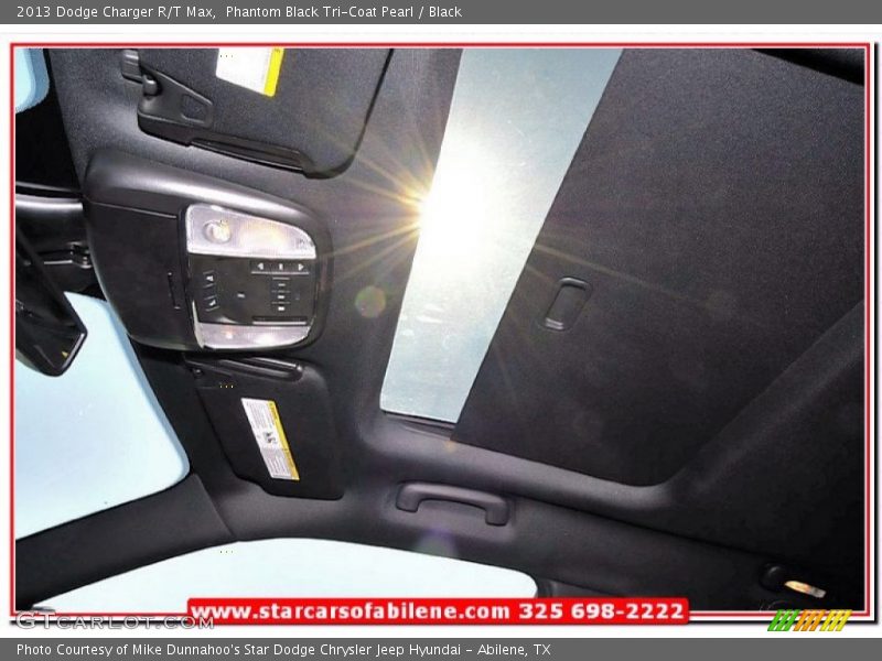 Phantom Black Tri-Coat Pearl / Black 2013 Dodge Charger R/T Max