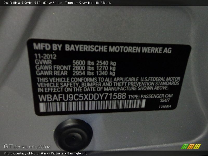 Titanium Silver Metallic / Black 2013 BMW 5 Series 550i xDrive Sedan
