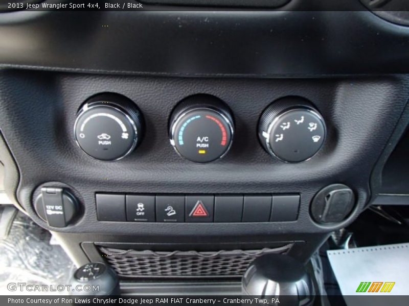 Black / Black 2013 Jeep Wrangler Sport 4x4