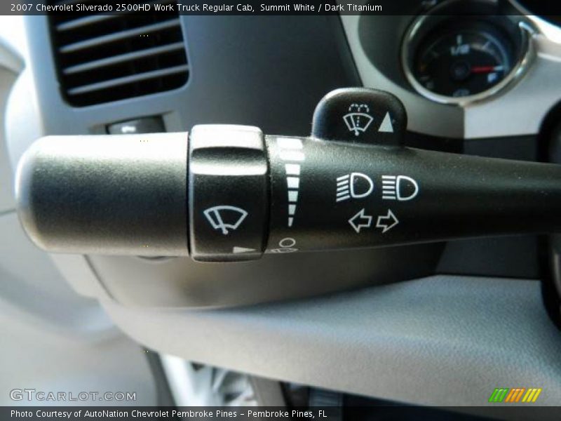 Controls of 2007 Silverado 2500HD Work Truck Regular Cab