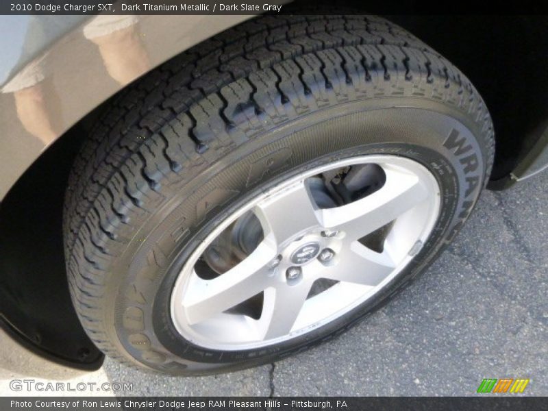 Dark Titanium Metallic / Dark Slate Gray 2010 Dodge Charger SXT