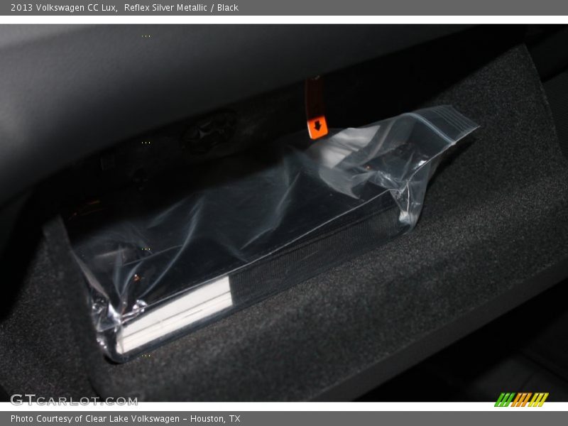 Reflex Silver Metallic / Black 2013 Volkswagen CC Lux