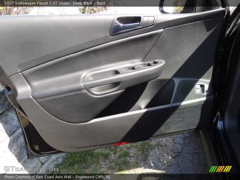 Deep Black / Black 2007 Volkswagen Passat 2.0T Sedan