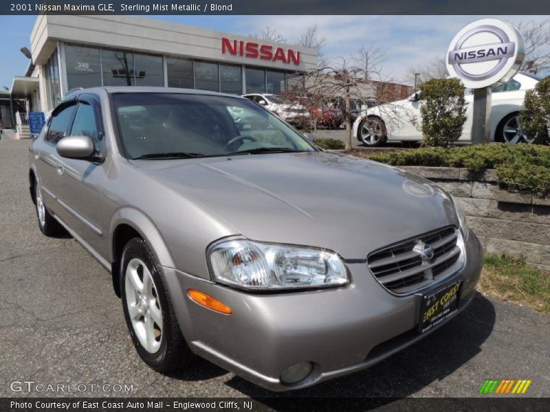 Sterling Mist Metallic / Blond 2001 Nissan Maxima GLE
