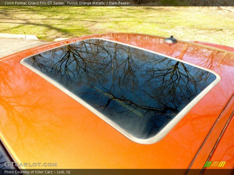 Sunroof of 2004 Grand Prix GT Sedan