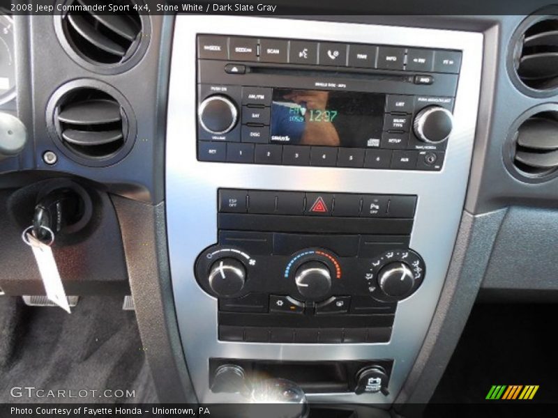 Stone White / Dark Slate Gray 2008 Jeep Commander Sport 4x4