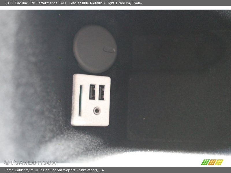 Glacier Blue Metallic / Light Titanium/Ebony 2013 Cadillac SRX Performance FWD