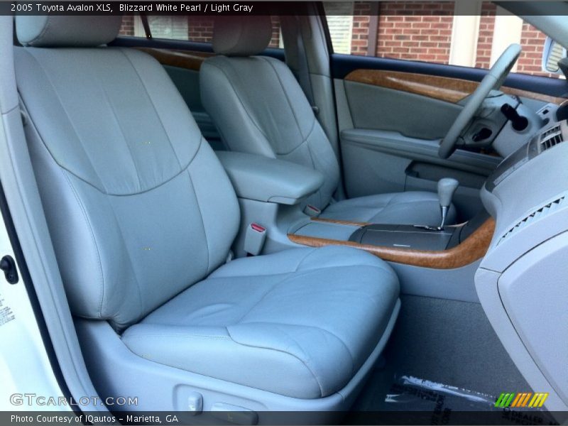 Blizzard White Pearl / Light Gray 2005 Toyota Avalon XLS