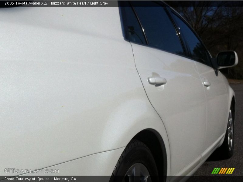 Blizzard White Pearl / Light Gray 2005 Toyota Avalon XLS