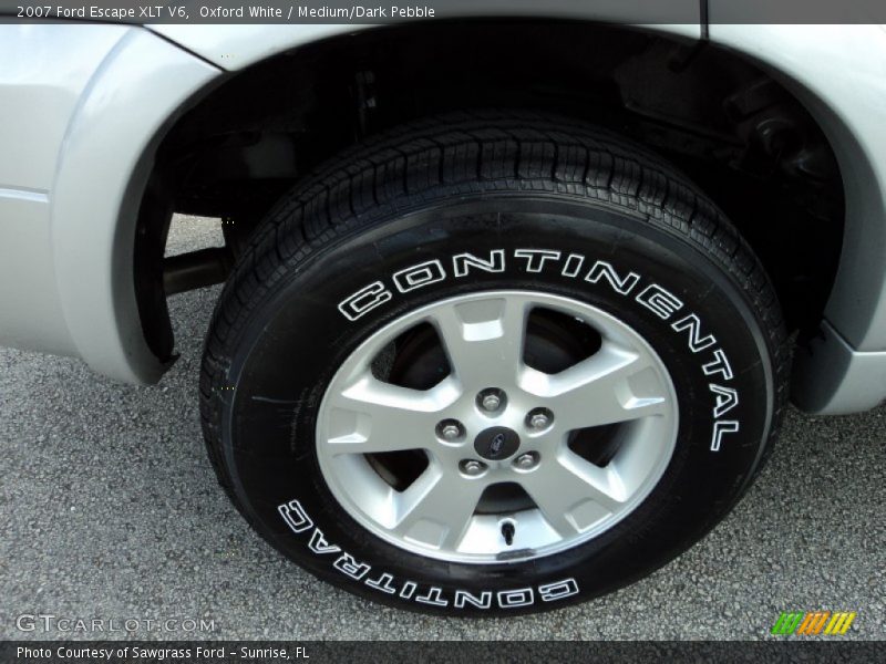 Oxford White / Medium/Dark Pebble 2007 Ford Escape XLT V6