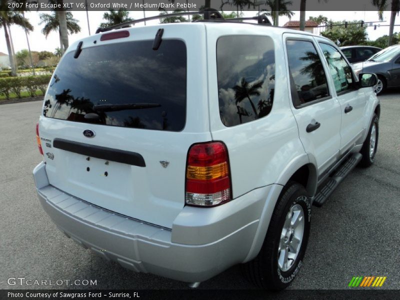 Oxford White / Medium/Dark Pebble 2007 Ford Escape XLT V6
